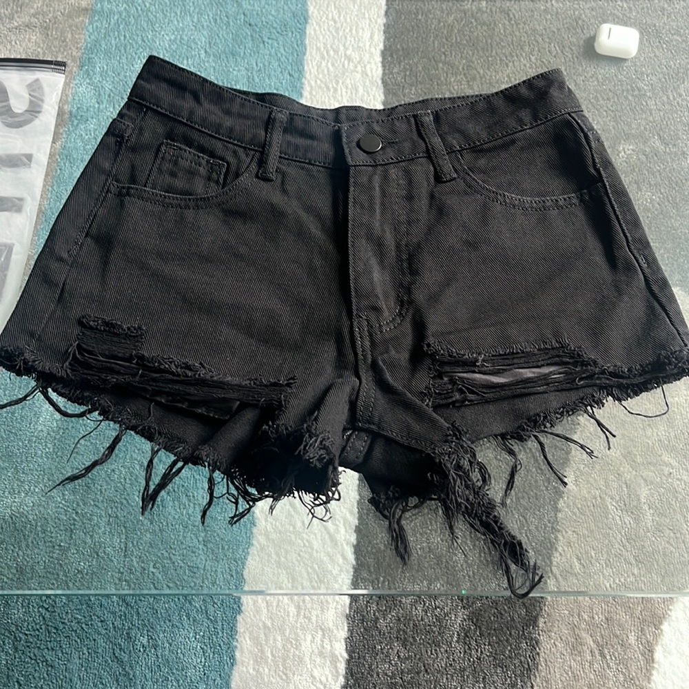 Black denim shorts never worn xs make offers 🖤